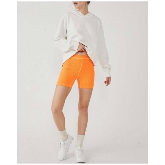 Free People Free‎ Throw Shorts - Picture 3 of 10